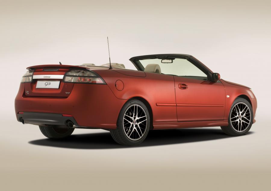  Saab 9-3 Convertible Indipendence Edition 2011 года  (фото 5 из 8)